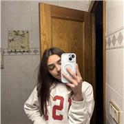 Hola soy Daniela, me gustaría dirigirme a gente de primaria mas pequeños porque suelo congeniar muy bien con ellos
